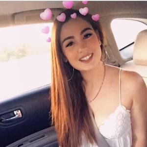 Meet your Posher, Rachele